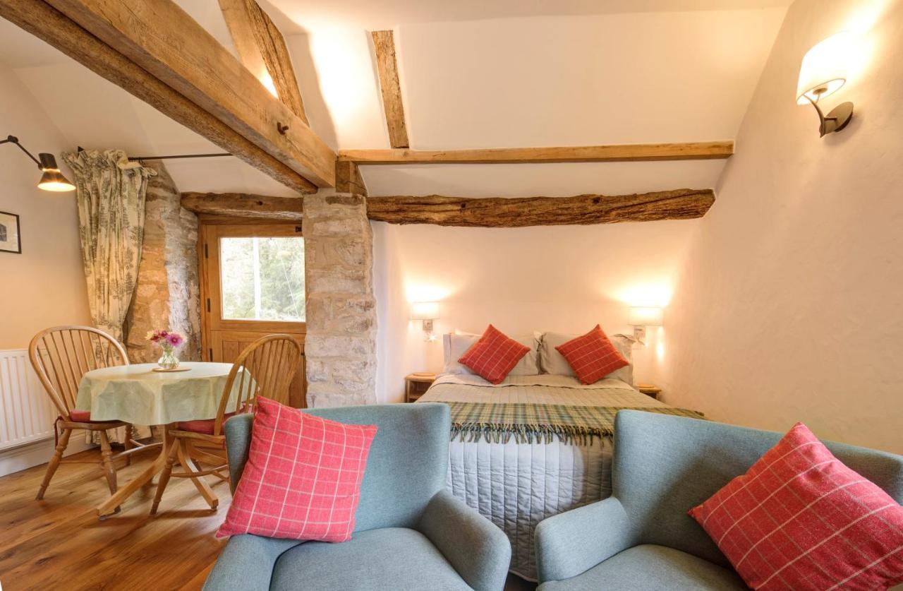Hayloft Studio In Historic Barn Saint Briavels Екстериор снимка